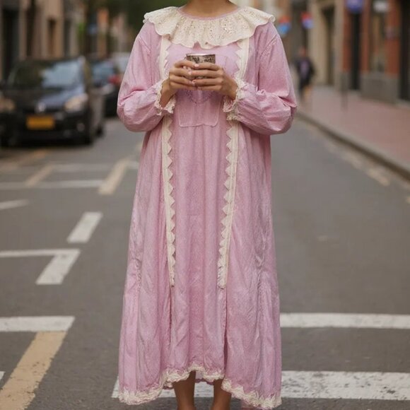 Magnolia Pearl Long Sleeve Pink Ivory Heart Dress - Picture 1 of 8